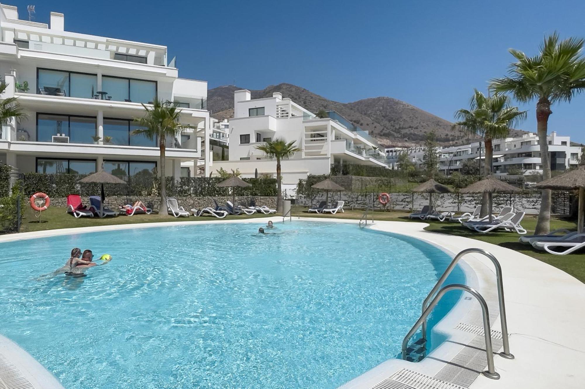 Stylish Apartment With Large Terrace In Higueron Fuengirola Exterior photo